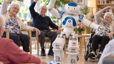 Le robot Zora prend soin des personnes agées