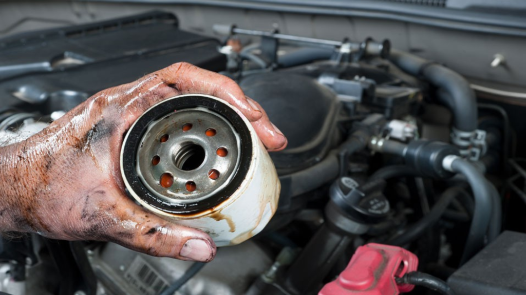 Comment remplacer filtre à huile de sa voiture ?
