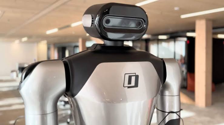 Mistral AI lance Robostral Navigate