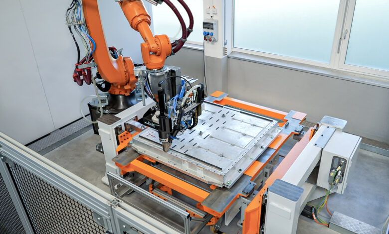 Intégration transparente dans les systèmes d‘automatisation modulaires: la cellule de démontage LHDismantle